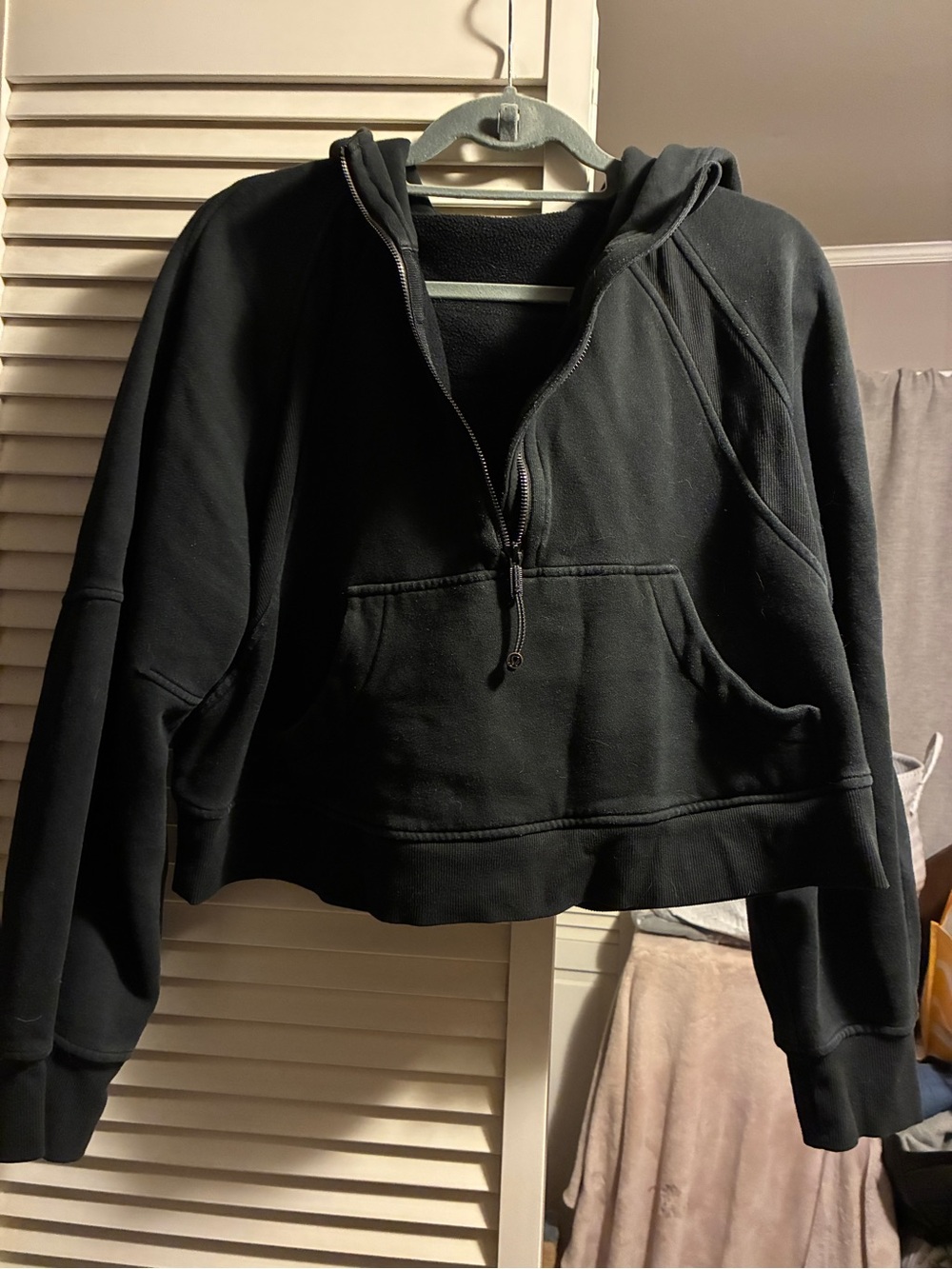 Women’s Black Half-Zip Hooded Lululemon Pullover Sweatshirt